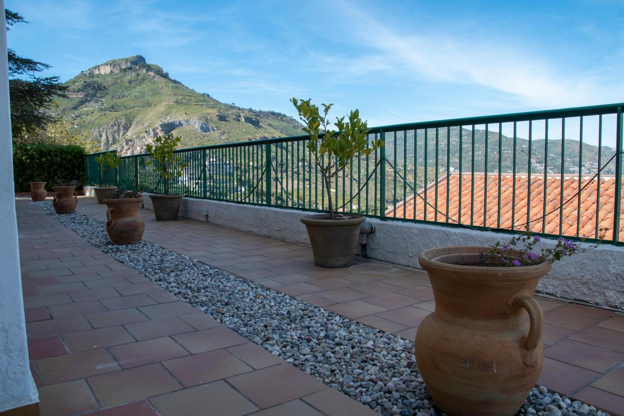 Taormina Holiday Apartment エクステリア 写真